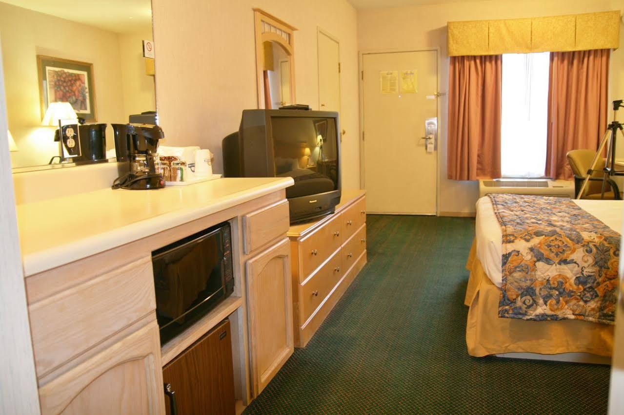 Days Inn By Wyndham Rocklin/Sacramento Exterior foto